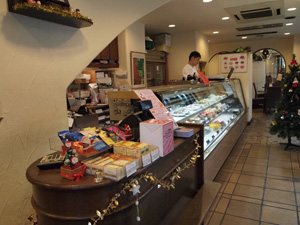 虫ん坊 2012年1月号 特集2：大阪・心斎橋「クレープ・ド・ココリコ」　ピノコのよくばりクレープを食べに行こう！